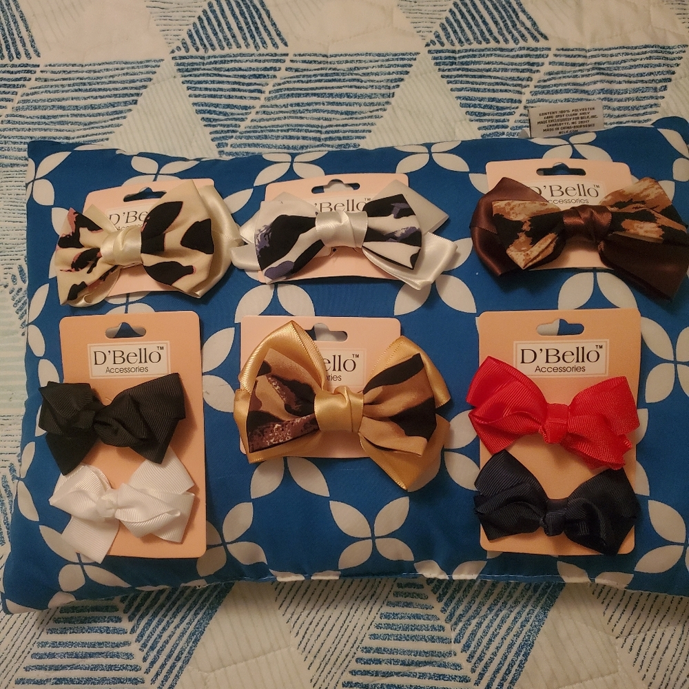 Bows Bundle( New Without Tag)